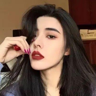 顶流少奶奶又美又飒